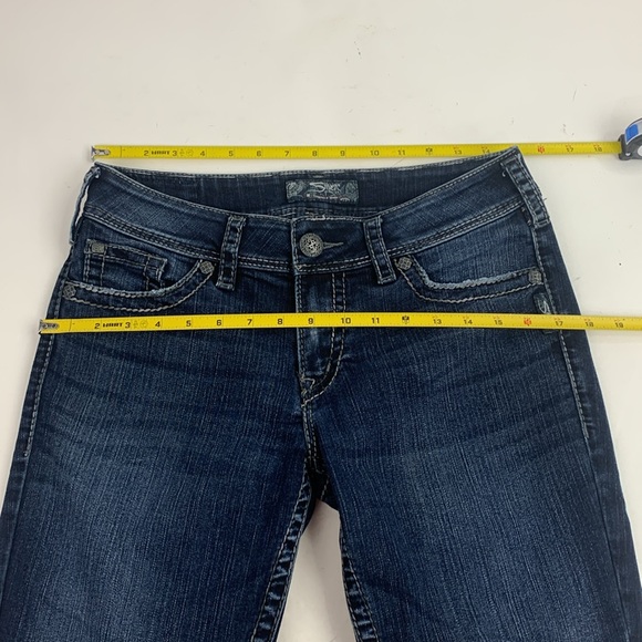 Silver Jeans Suki Surplus Boot Size 29 Dark wash denim with stretch Black patch - Picture 12 of 15